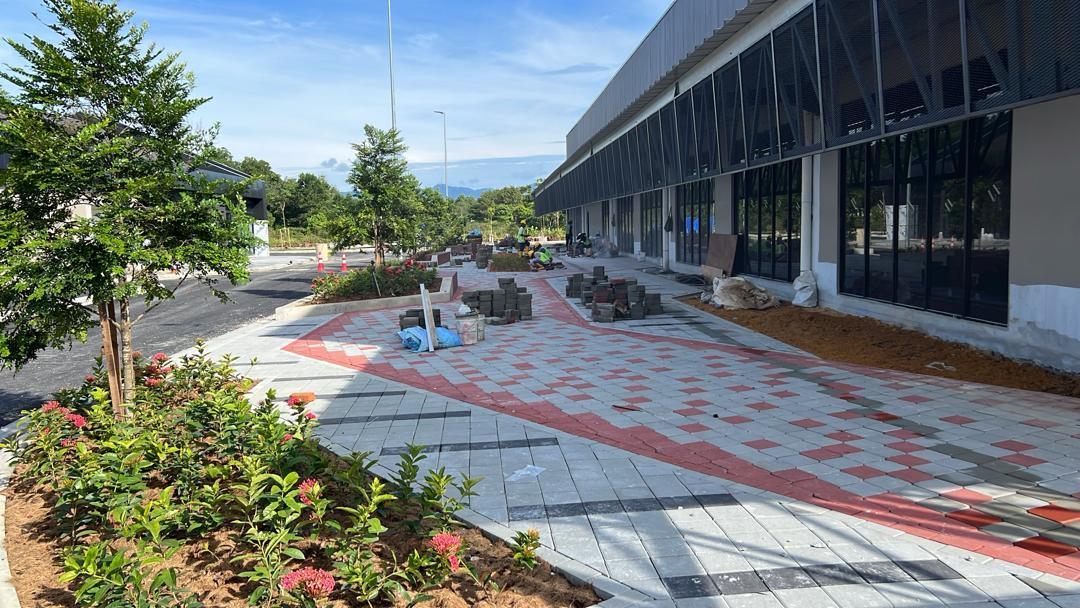 Hardscape paving installation